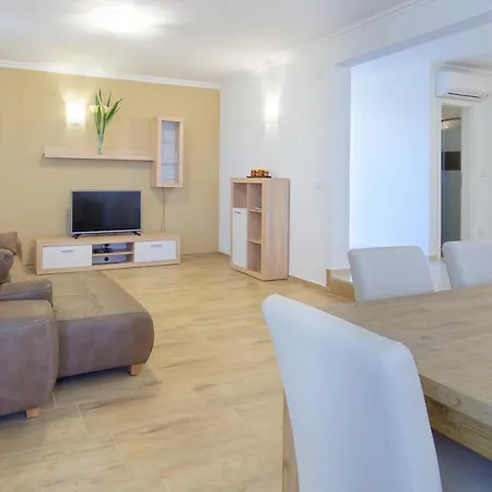Apartamento Belvedere By Rent Istria
